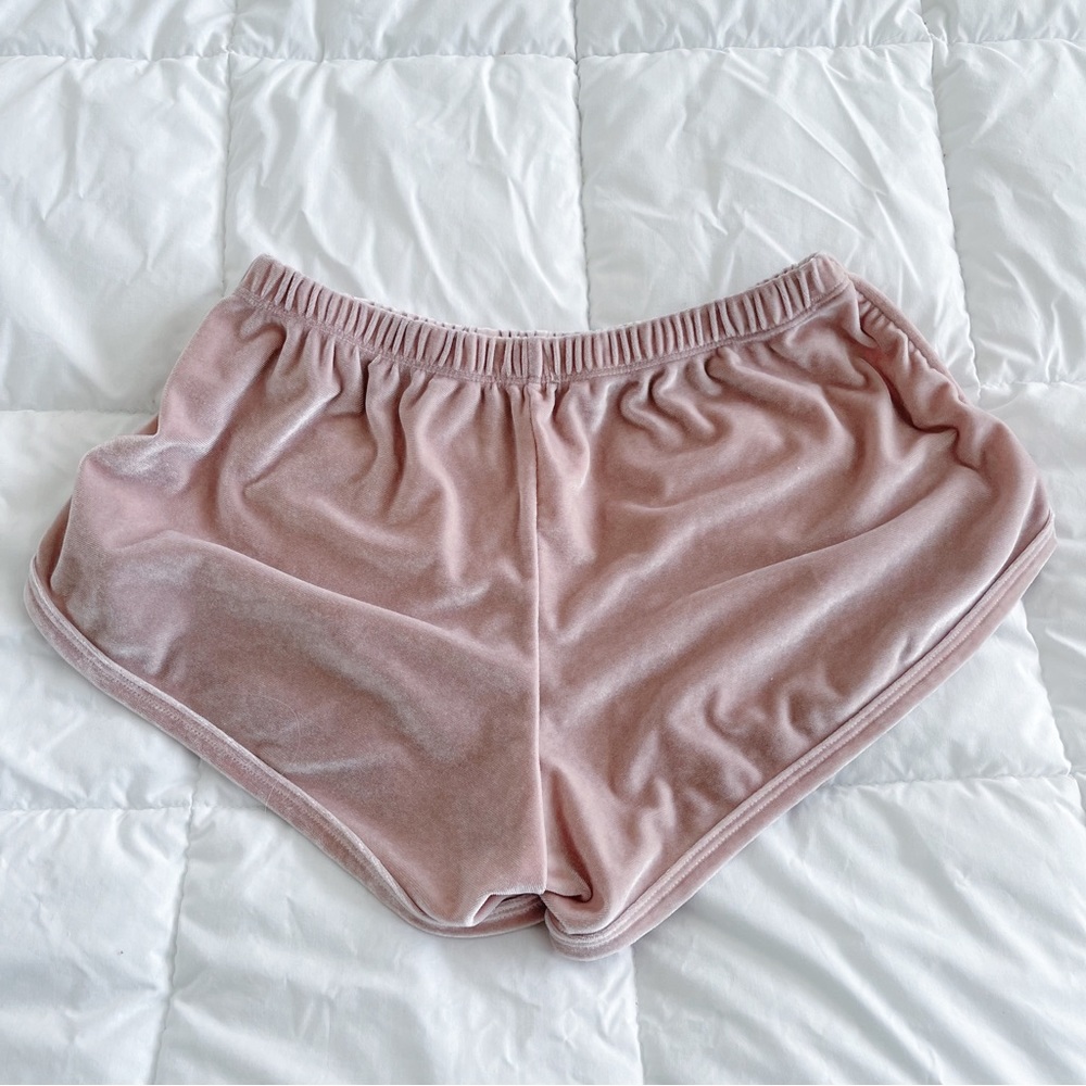 Brandy Melville Velvet Shorts - Pink - Picture 3 of 4